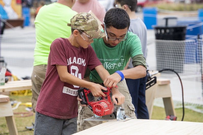 Volunteer Opportunities | Science Museum Oklahoma