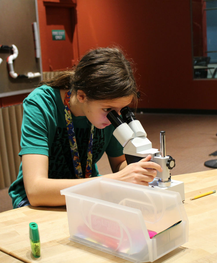 teen-apprentices-at-science-museum-oklahoma