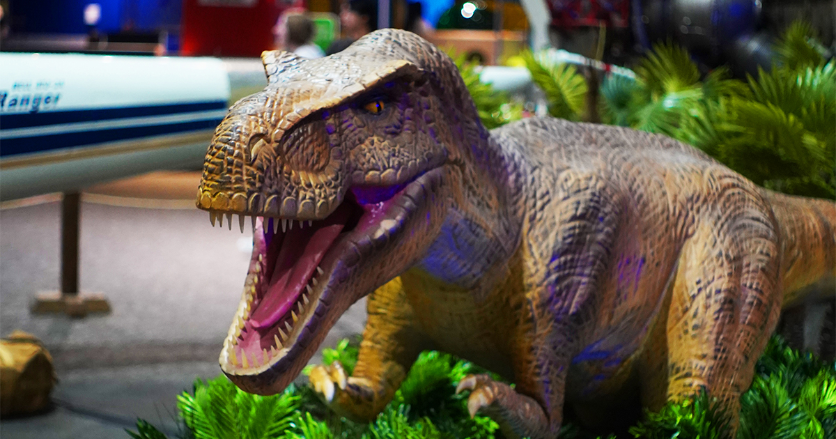 Expedition Dinosaur: Into the Deep